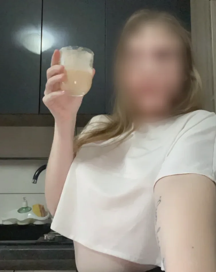 Michelle, 27